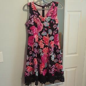 Floral Sleeveless Dress with Lace Hem
